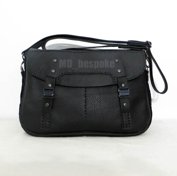 Messenger bag front